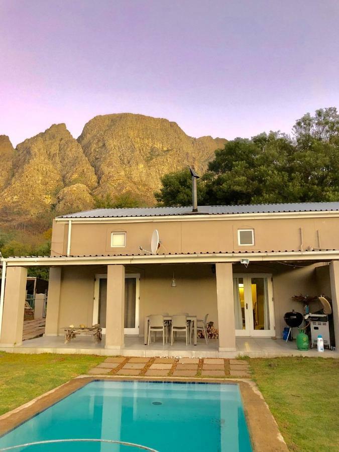 Гостевой дом The Barn In Franschoek Франсхук Экстерьер фото